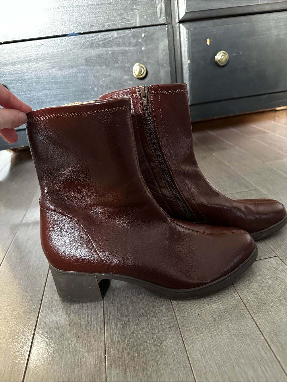 Brown Short Heeled Boots - Picture 4 of 4